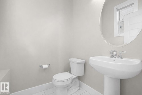 3464 Cutler Crescent, Edmonton, AB - Indoor Photo Showing Bathroom