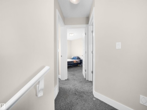 3464 Cutler Crescent, Edmonton, AB - Indoor Photo Showing Other Room