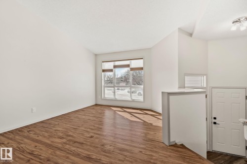 13818 131A Avenue, Edmonton, AB - Indoor Photo Showing Other Room