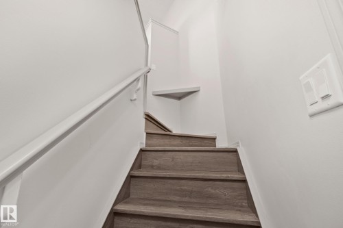 13818 131A Avenue, Edmonton, AB - Indoor Photo Showing Other Room
