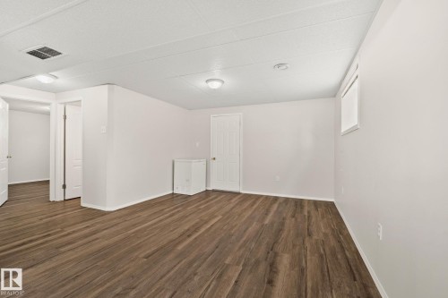13818 131A Avenue, Edmonton, AB - Indoor Photo Showing Other Room