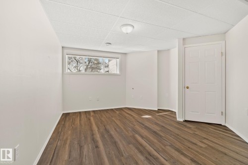 13818 131A Avenue, Edmonton, AB - Indoor Photo Showing Other Room
