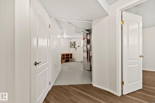 13818 131A Avenue, Edmonton, AB - Indoor Photo Showing Other Room