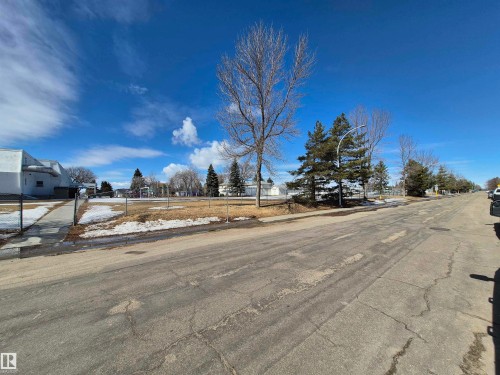8725 152 Street, Edmonton, AB - Outdoor With View