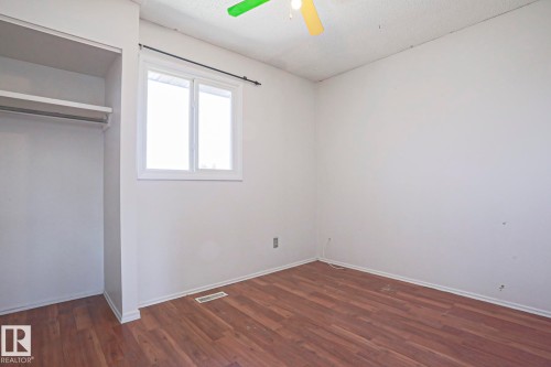 13818 114 Street Nw, Edmonton, AB - Indoor Photo Showing Other Room