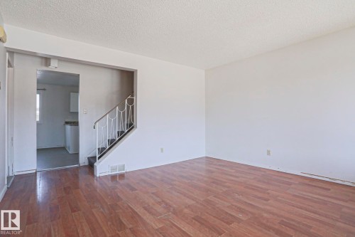 13818 114 Street Nw, Edmonton, AB - Indoor Photo Showing Other Room