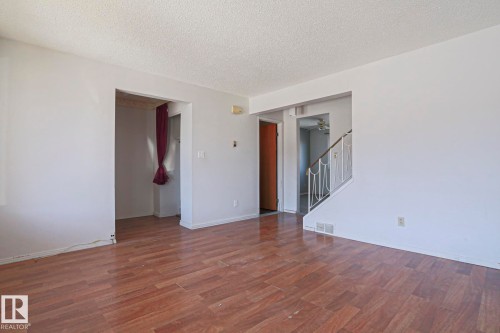 13818 114 Street Nw, Edmonton, AB - Indoor Photo Showing Other Room