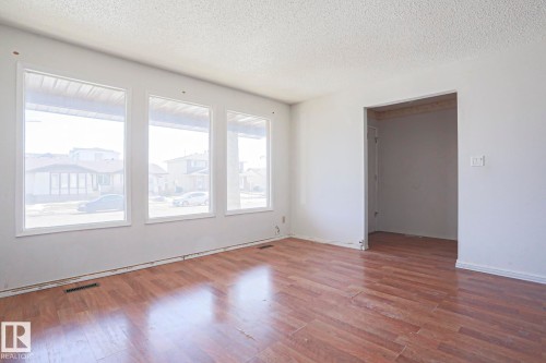 13818 114 Street Nw, Edmonton, AB - Indoor Photo Showing Other Room