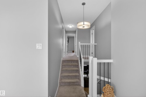 42 Prescott Boulevard, Spruce Grove, AB - Indoor Photo Showing Other Room