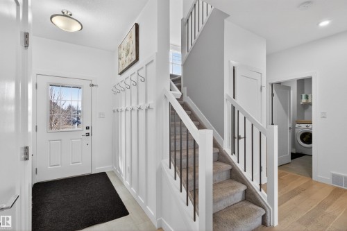 42 Prescott Boulevard, Spruce Grove, AB - Indoor Photo Showing Other Room