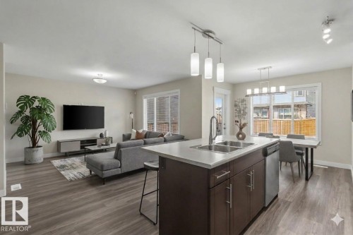 2547 Amerongen Crescent, Edmonton, AB - Indoor