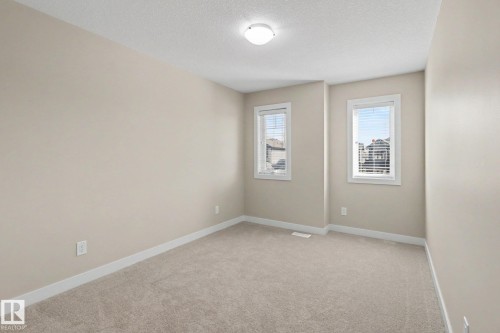 2547 Amerongen Crescent, Edmonton, AB - Indoor Photo Showing Other Room