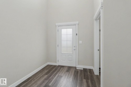 2547 Amerongen Crescent, Edmonton, AB - Indoor Photo Showing Other Room