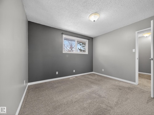 7715 37 Avenue, Edmonton, AB - Indoor Photo Showing Other Room