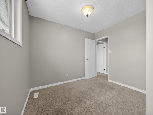 7715 37 Avenue, Edmonton, AB - Indoor Photo Showing Other Room