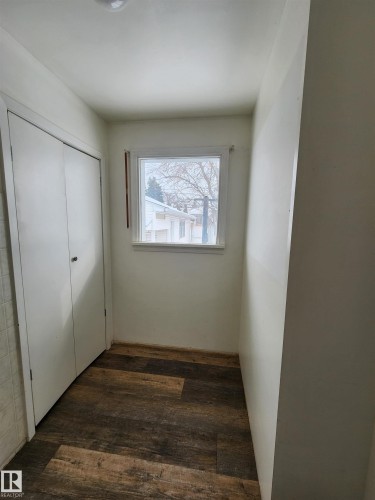 10305 98 Avenue, Fort Saskatchewan, AB - Indoor Photo Showing Other Room