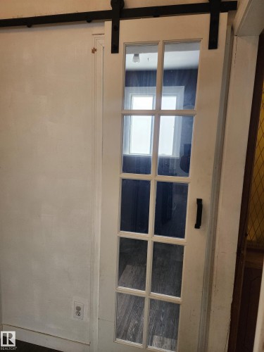 10305 98 Avenue, Fort Saskatchewan, AB - Indoor Photo Showing Other Room