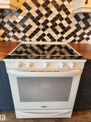 10305 98 Avenue, Fort Saskatchewan, AB - Indoor