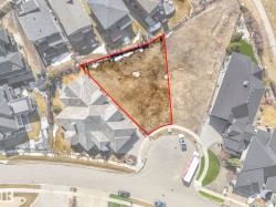 2794 WHEATON Drive Edmonton, AB T6W 2M6