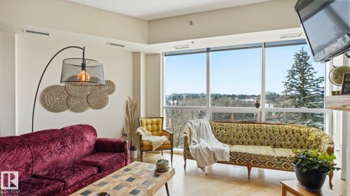 301 9316 82 Avenue  Edmonton, AB T6C 0Z6