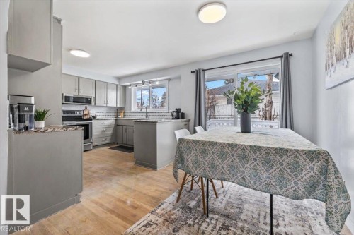 9304 128A Avenue, Edmonton, AB - Indoor