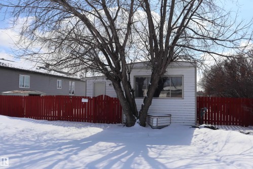 5103 64 Ave., Ponoka, AB - Outdoor