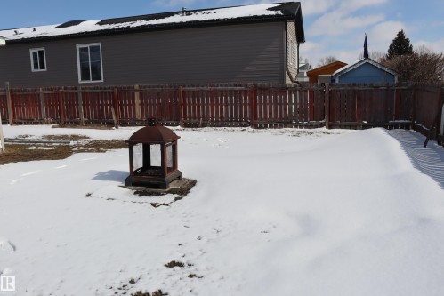 5103 64 Ave., Ponoka, AB - Outdoor
