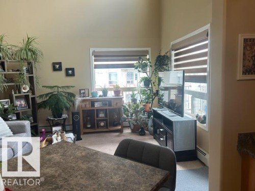 1426 330 Clareview Station Drive, Edmonton, AB - Indoor