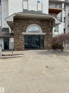 1426 330 CLAREVIEW STATION Drive  Edmonton, AB T5Y 0E6