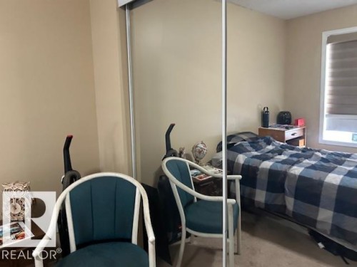 1426 330 Clareview Station Drive, Edmonton, AB - Indoor Photo Showing Bedroom