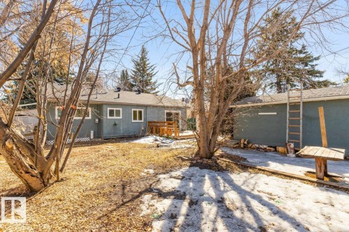 The property features a private backyard with a deck - 13108 133 Street, Edmonton, AB - Outdoor