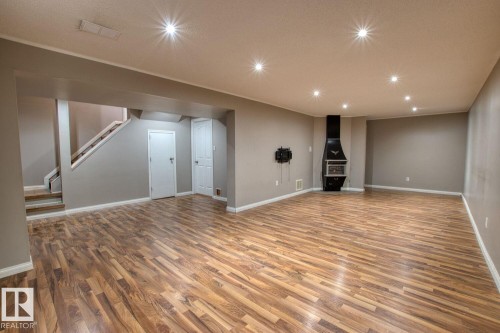 8916 148 Street, Edmonton, AB - Indoor