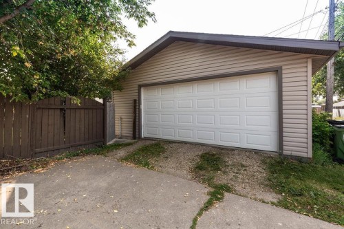 8916 148 Street, Edmonton, AB - Outdoor