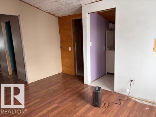582 Highway 813, Rural Opportunity M.D., AB - Indoor Photo Showing Other Room