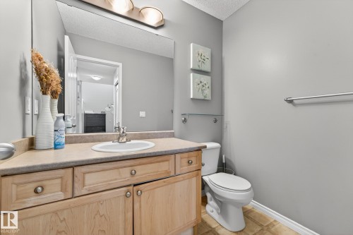 1103 117 Street, Edmonton, AB - Indoor Photo Showing Bathroom