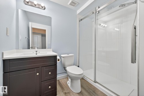 1103 117 Street, Edmonton, AB - Indoor Photo Showing Bathroom
