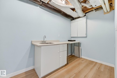 1103 117 Street, Edmonton, AB - Indoor