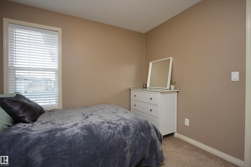 7 Ashgrove, Spruce Grove, AB - Indoor Photo Showing Bedroom