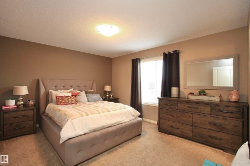 7 Ashgrove, Spruce Grove, AB - Indoor Photo Showing Bedroom