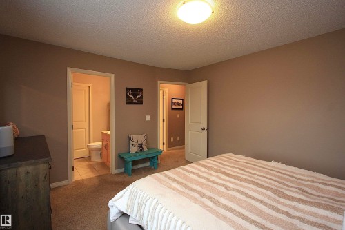 7 Ashgrove, Spruce Grove, AB - Indoor Photo Showing Bedroom