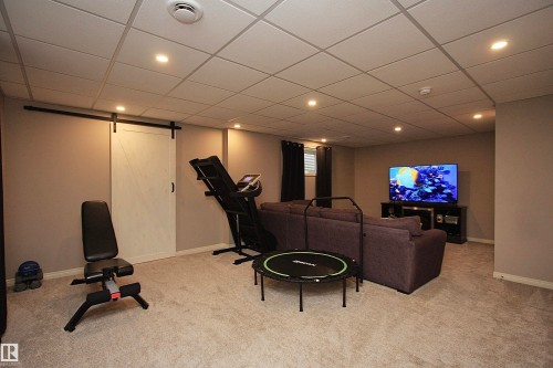 7 Ashgrove, Spruce Grove, AB - Indoor