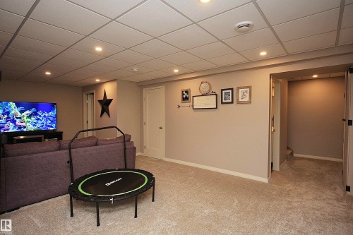 7 Ashgrove, Spruce Grove, AB - Indoor
