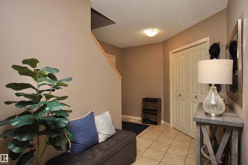 7 Ashgrove, Spruce Grove, AB - Indoor Photo Showing Other Room
