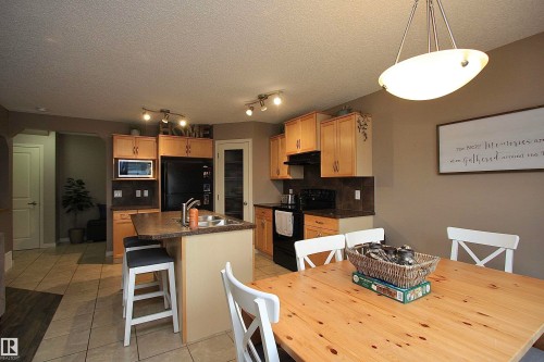 7 Ashgrove, Spruce Grove, AB - Indoor