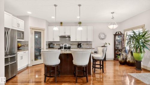 7276 Morgan Road Nw, Edmonton, AB - Indoor