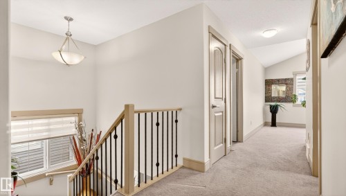 7276 Morgan Road Nw, Edmonton, AB - Indoor Photo Showing Other Room