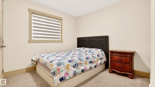 7276 Morgan Road Nw, Edmonton, AB - Indoor Photo Showing Bedroom