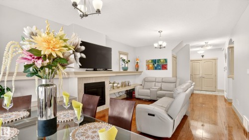 7276 Morgan Road Nw, Edmonton, AB - Indoor