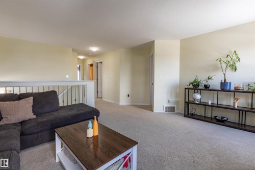 23 Everitt Drive, St. Albert, AB - Indoor Photo Showing Living Room