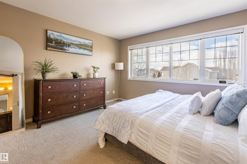 23 Everitt Drive, St. Albert, AB - Indoor Photo Showing Bedroom